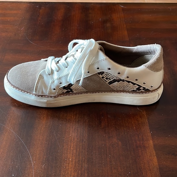 Crown Vintage leather/suede Kalinda sneaker - Picture 3 of 8